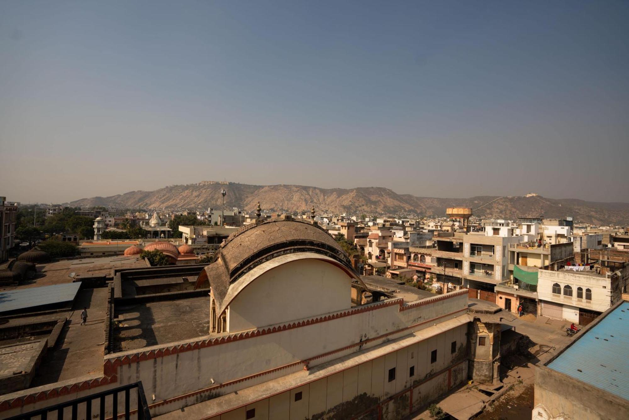 Hotel RR 62 Jaipur Buitenkant foto
