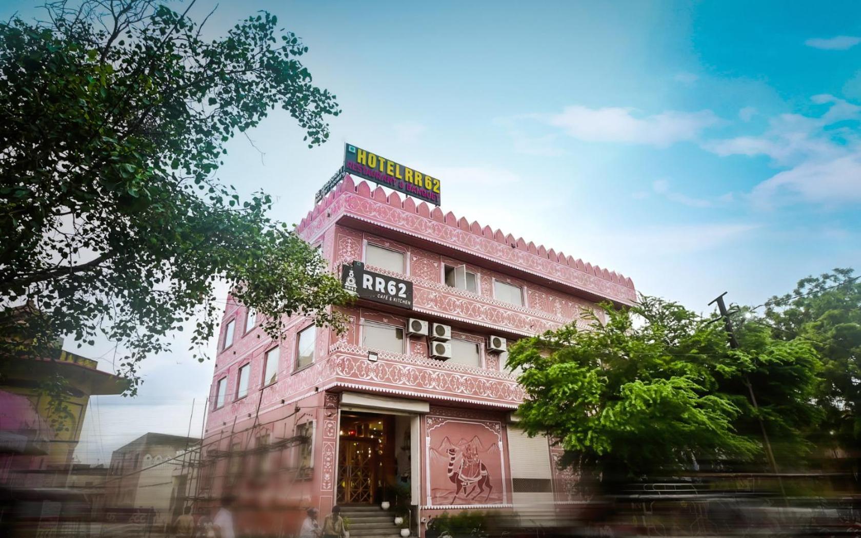 Hotel RR 62 Jaipur Buitenkant foto