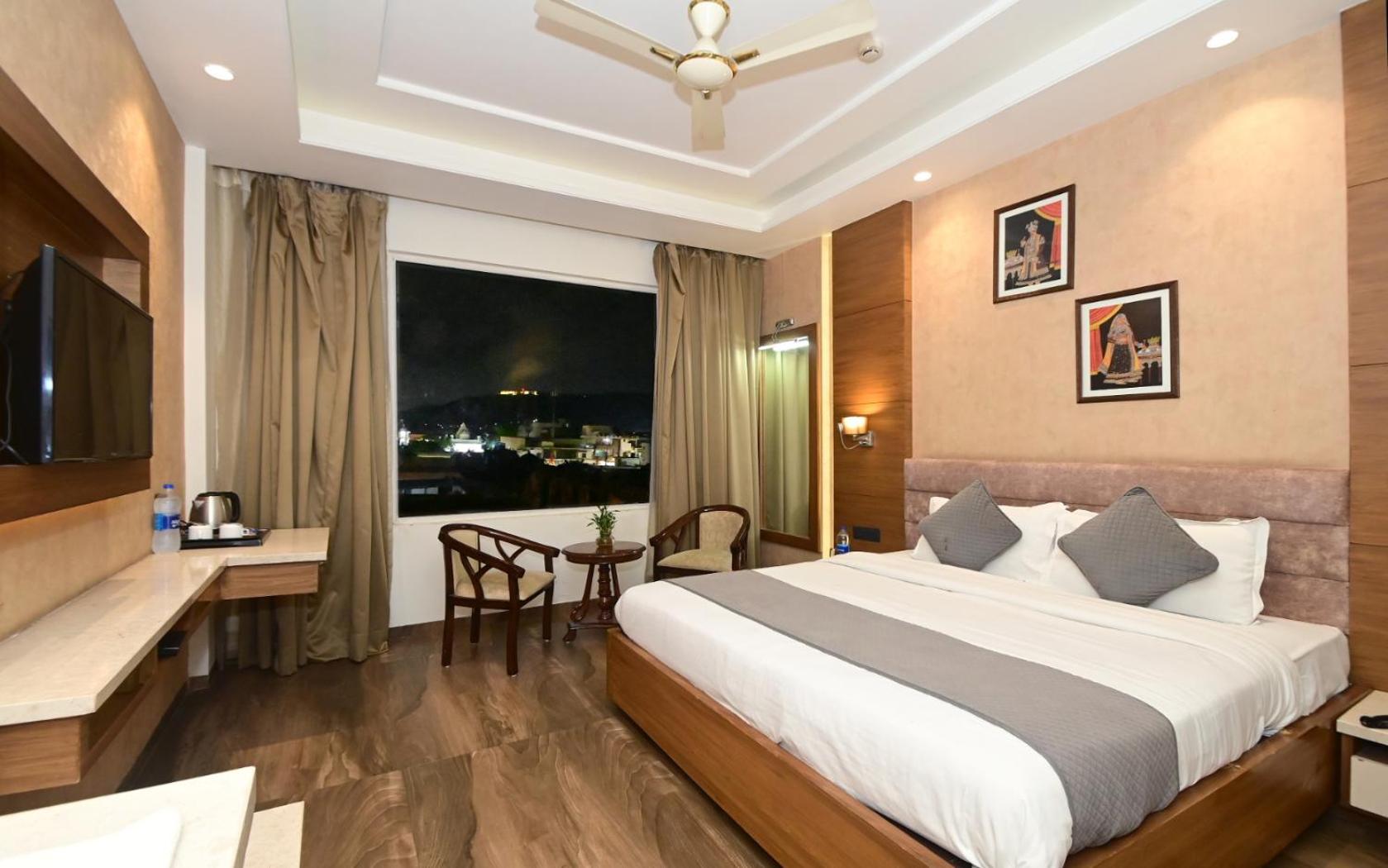 Hotel RR 62 Jaipur Buitenkant foto