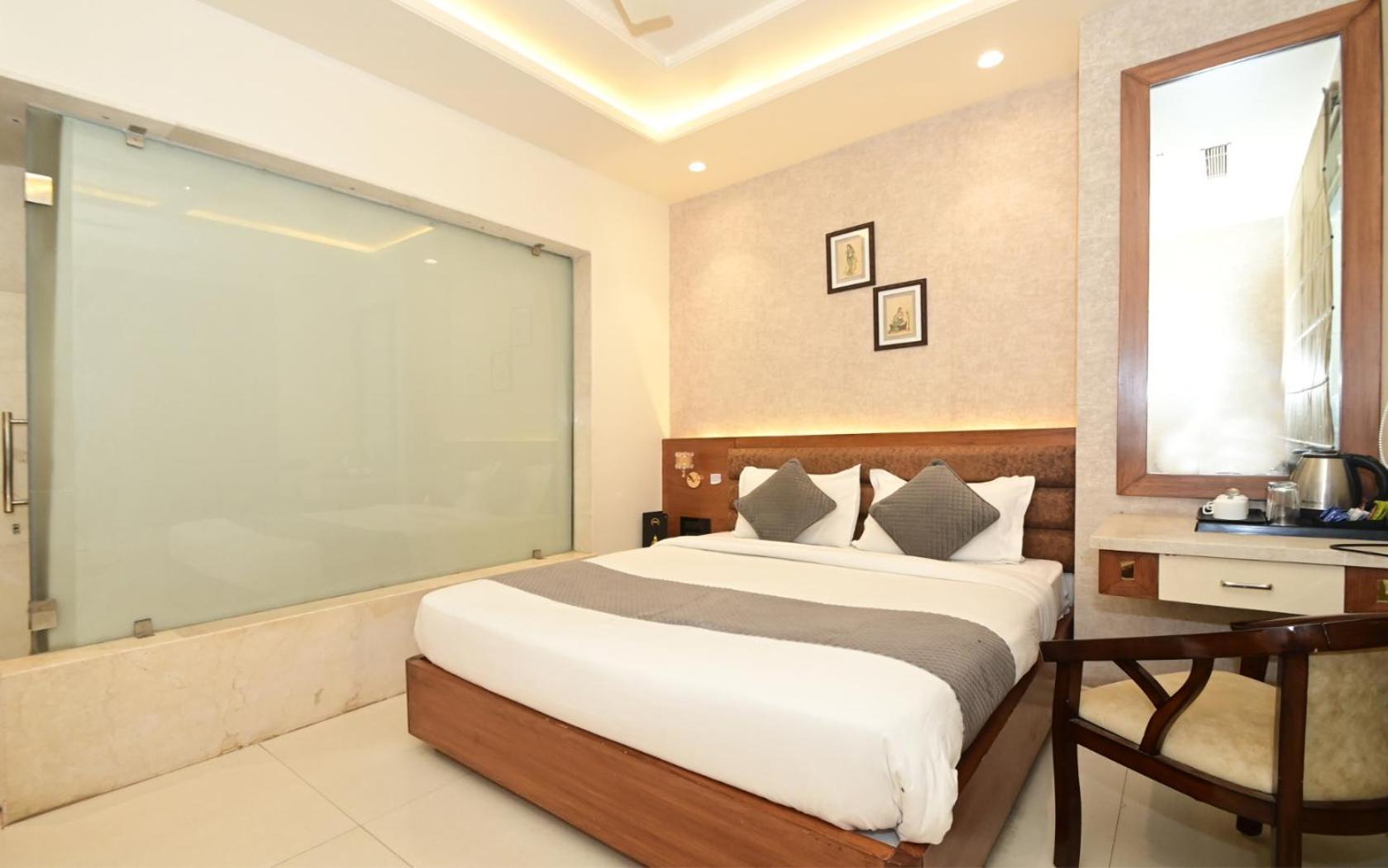 Hotel RR 62 Jaipur Buitenkant foto